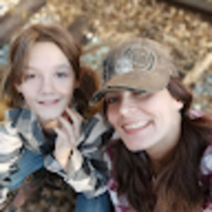 Meet your Posher, Leanna priscilla